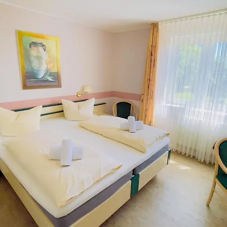 Schnehagen فندق 3*