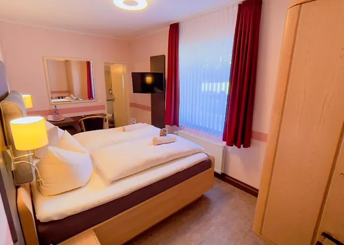 Schnehagen Отель